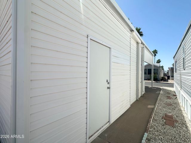 625 S HAWKS EYE Drive, Apache Junction, AZ 85119
