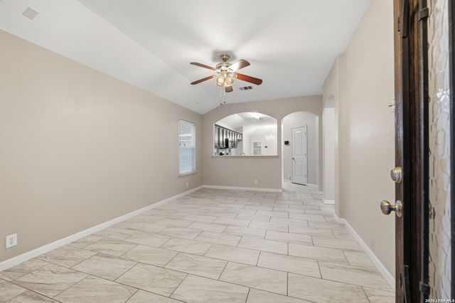 521 Melody Wind, New Braunfels, TX 78130