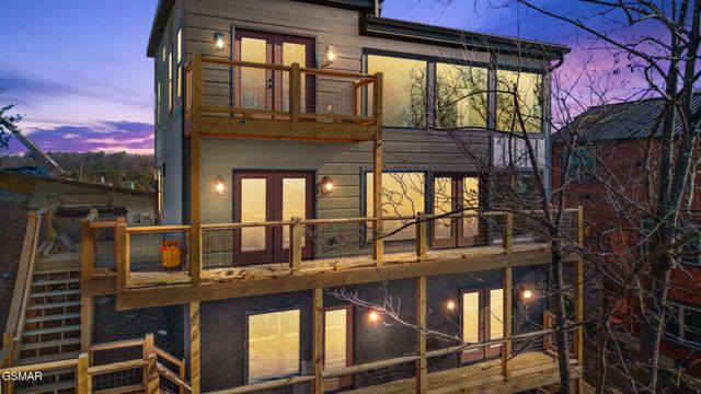 1568 Rainbow Ridge Way, Sevierville, TN 37862