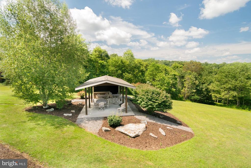 Image 10 of property listing at 1875 PYSELL CROSSCUT RD, Oakland, MD 21550