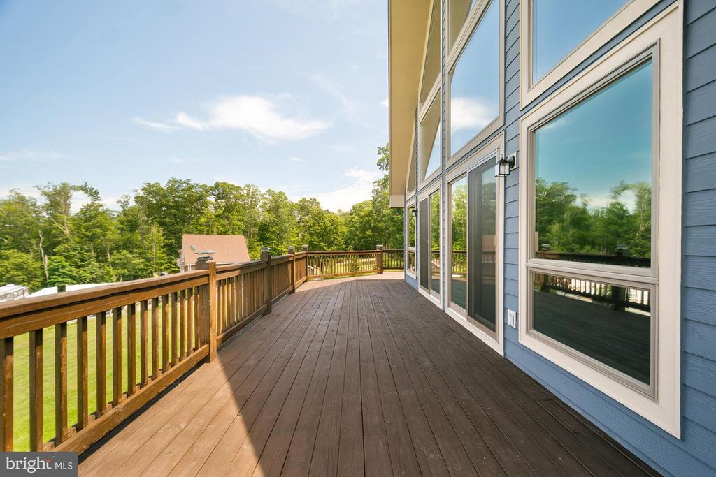 Image 15 of property listing at 1875 PYSELL CROSSCUT RD, Oakland, MD 21550