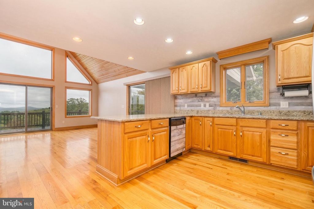 Image 26 of property listing at 1875 PYSELL CROSSCUT RD, Oakland, MD 21550