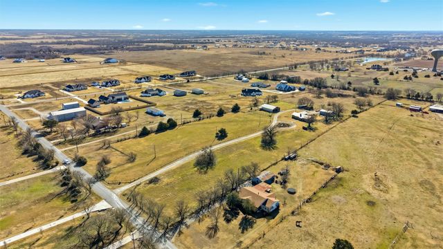 1264 Mcconnell Road, Gunter, TX 75058