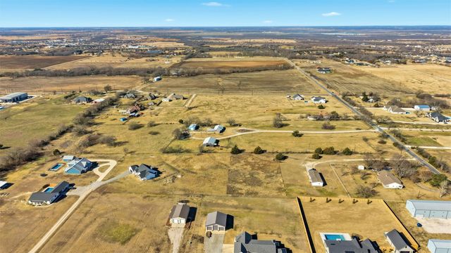 1264 Mcconnell Road, Gunter, TX 75058