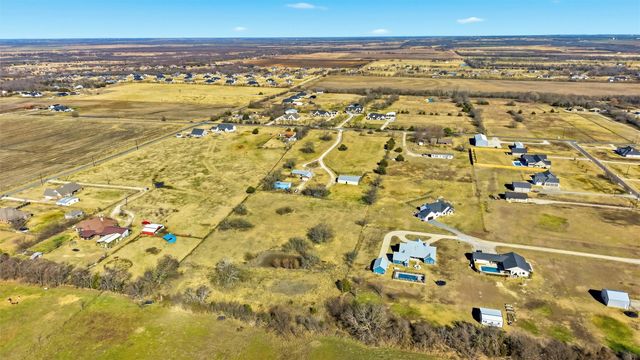 1264 Mcconnell Road, Gunter, TX 75058