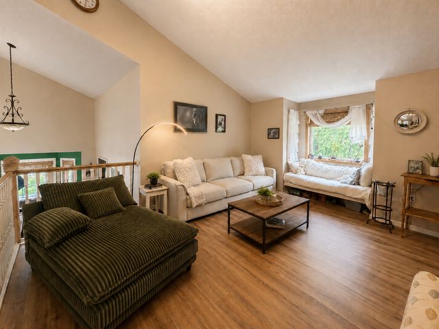 856 Bridle Creek Lane, Jordan, MN 55352