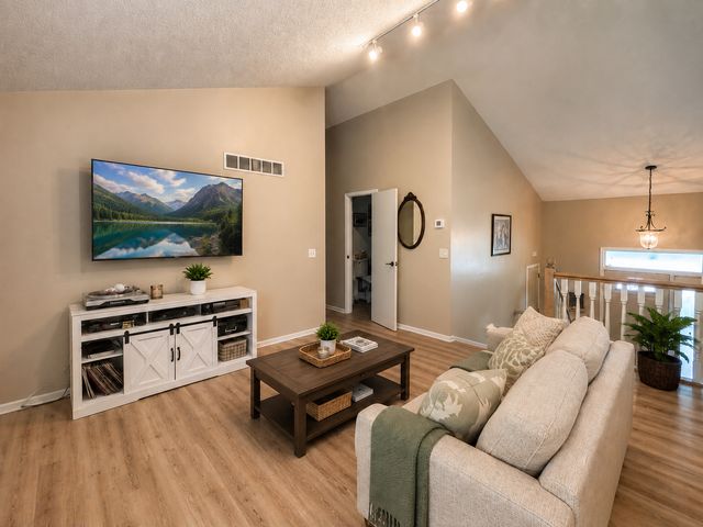 856 Bridle Creek Lane, Jordan, MN 55352