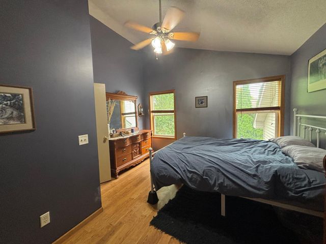 856 Bridle Creek Lane, Jordan, MN 55352