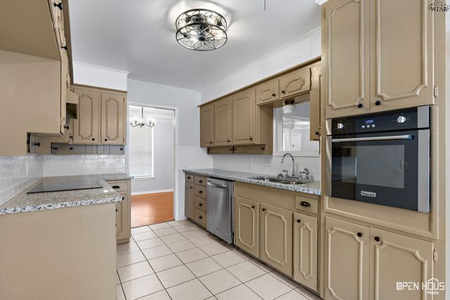 1543 SWEETBRIAR DRIVE, Wichita Falls, TX 76302