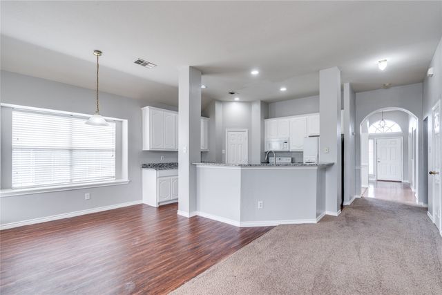 1700 Wylie Creek Drive, Desoto, TX 75115