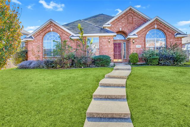 1700 Wylie Creek Drive, Desoto, TX 75115