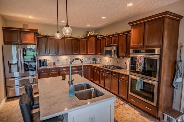 2077 Foxmoor Lane, Lafayette, IN 47905