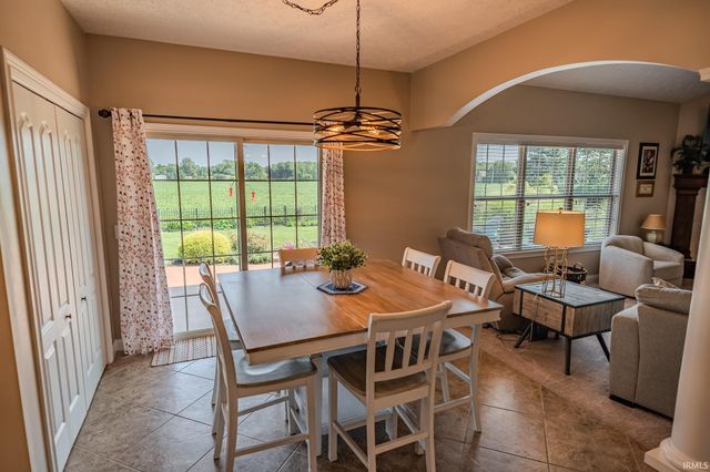 2077 Foxmoor Lane, Lafayette, IN 47905