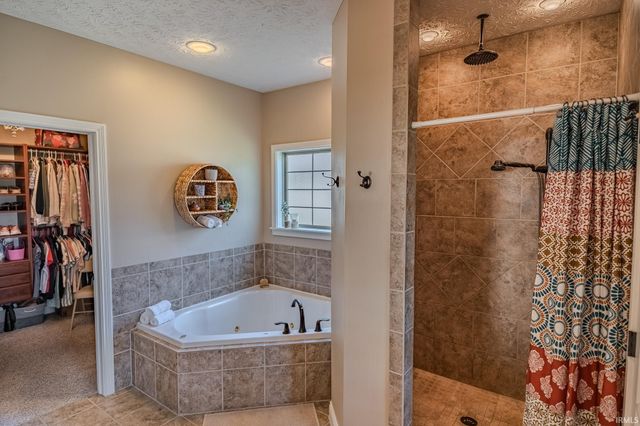 2077 Foxmoor Lane, Lafayette, IN 47905