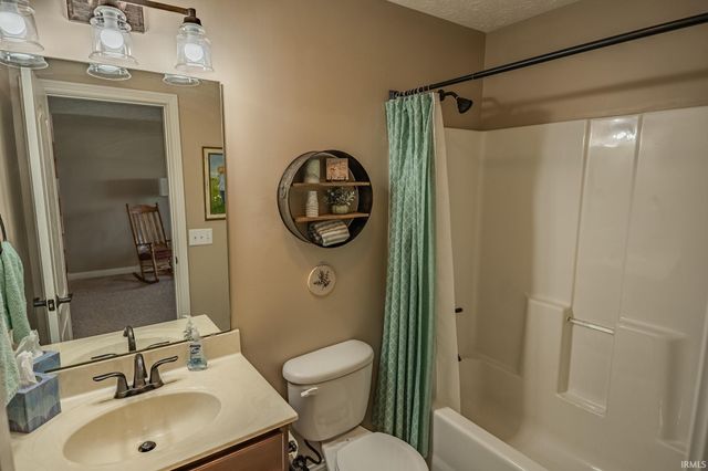 2077 Foxmoor Lane, Lafayette, IN 47905