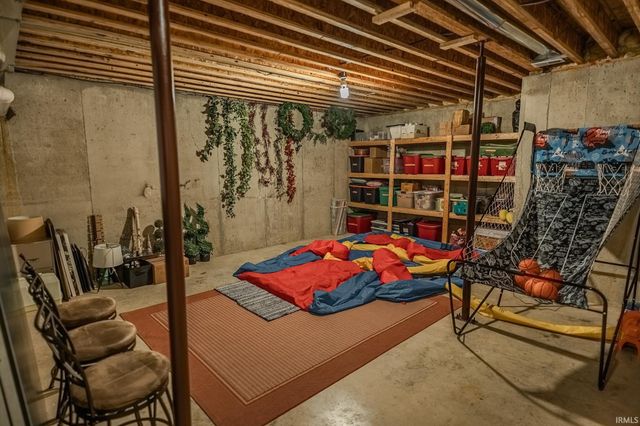 2077 Foxmoor Lane, Lafayette, IN 47905