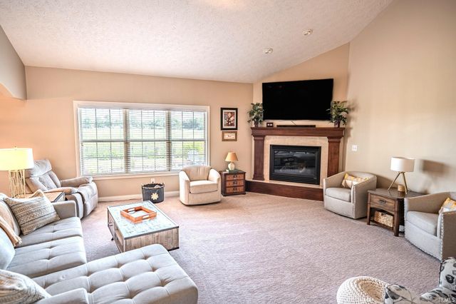 2077 Foxmoor Lane, Lafayette, IN 47905