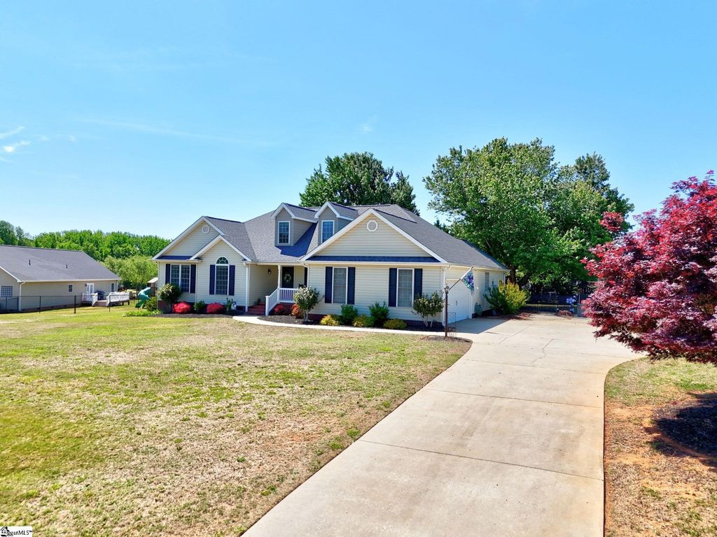 108 Sweet Springs, Anderson, SC 29625