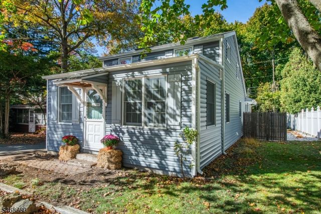 29 Notch Rd, Rockaway Twp., NJ 07435