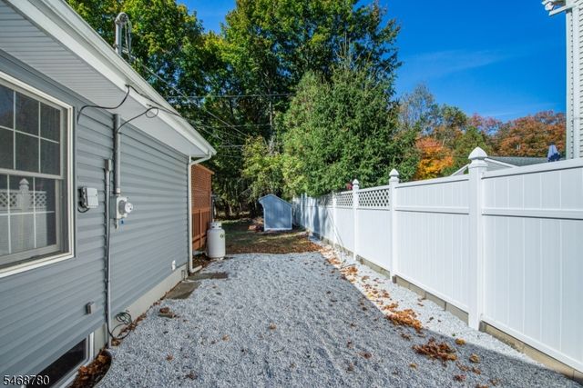 29 Notch Rd, Rockaway Twp., NJ 07435