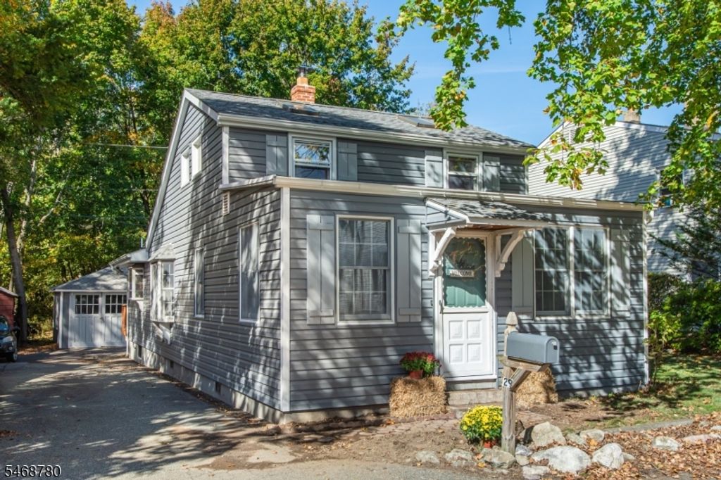 29 Notch Rd, Rockaway Twp., NJ 07435