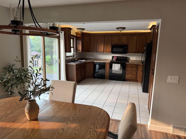 2767 Star Crest Trail, Sun Prairie, WI 53590