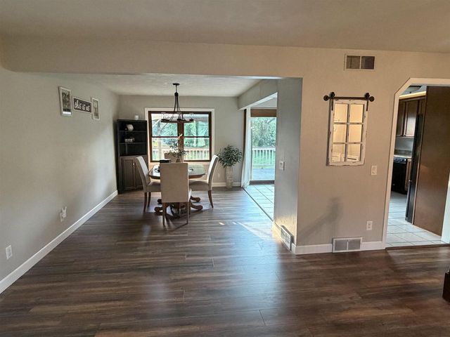 2767 Star Crest Trail, Sun Prairie, WI 53590