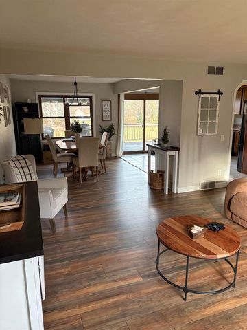 2767 Star Crest Trail, Sun Prairie, WI 53590