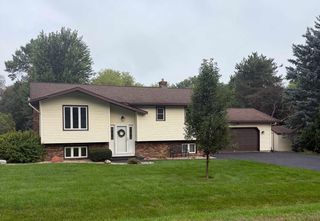 2767 Star Crest Trail, Sun Prairie, WI 53590