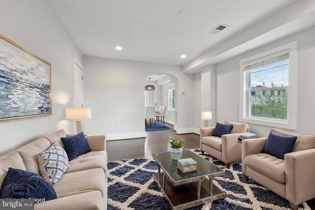 2026 SAVANNAH PLACE, Washington, DC 20020