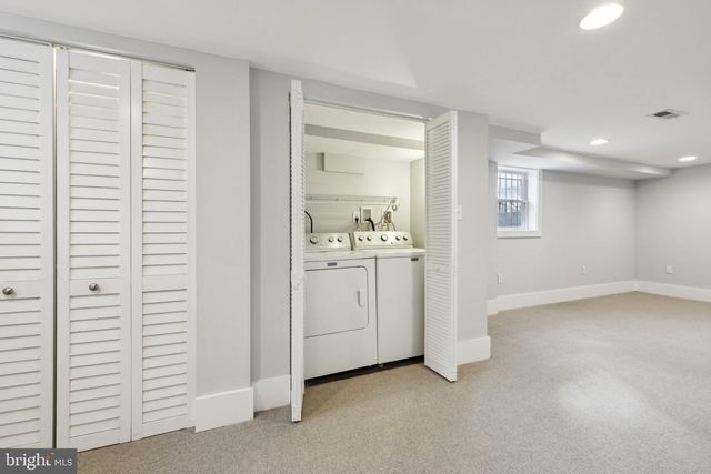 2026 SAVANNAH PLACE, Washington, DC 20020