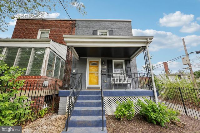2026 SAVANNAH PLACE, Washington, DC 20020