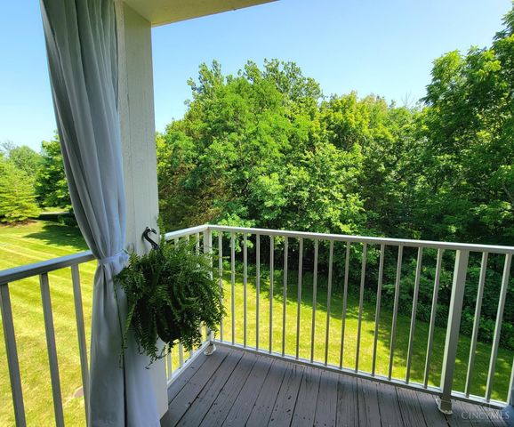 5892 Stonebridge Circle, Miami Twp, OH 45150