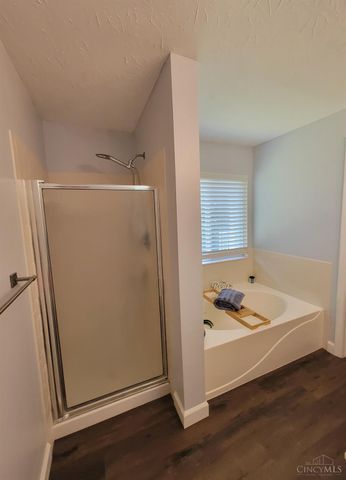 5892 Stonebridge Circle, Miami Twp, OH 45150