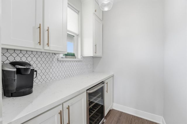 4003 Elissa Court, Galveston, TX 77554