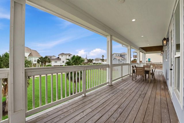 4003 Elissa Court, Galveston, TX 77554
