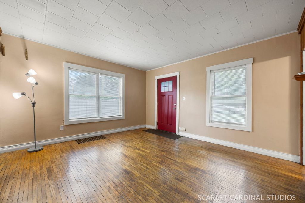28W634 Malvin Albright Street, Warrenville, IL 60555 — photo 3