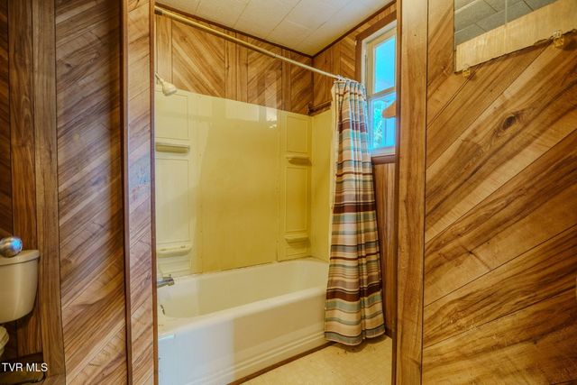 432 North Church Street, Mountain City, TN 37683