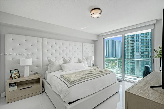 300 Sunny Isles Blvd 4-1104, Sunny Isles Beach, FL 33160