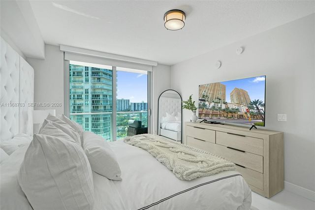 300 Sunny Isles Blvd 4-1104, Sunny Isles Beach, FL 33160
