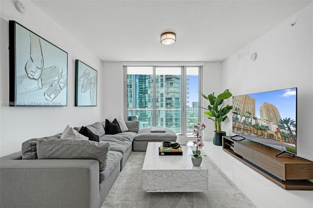 300 Sunny Isles Blvd 4-1104, Sunny Isles Beach, FL 33160