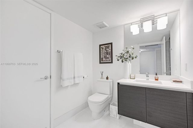 300 Sunny Isles Blvd 4-1104, Sunny Isles Beach, FL 33160