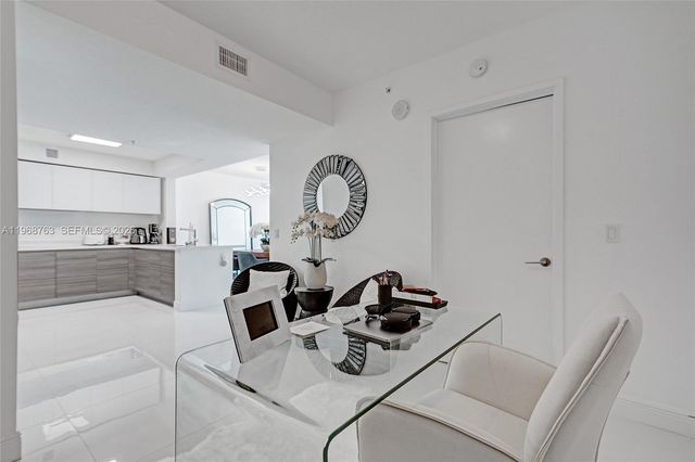 300 Sunny Isles Blvd 4-1104, Sunny Isles Beach, FL 33160