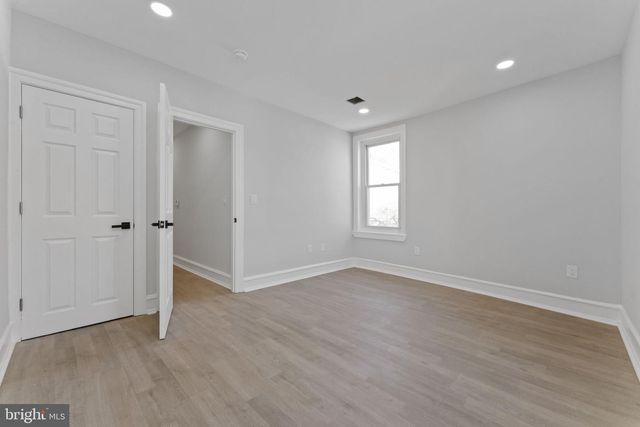 7703 RIDGE AVE, Philadelphia, PA 19128