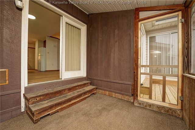 49 B Thistlewood Drive, Hurricane, WV 25526