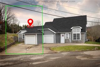 49 B Thistlewood Drive, Hurricane, WV 25526