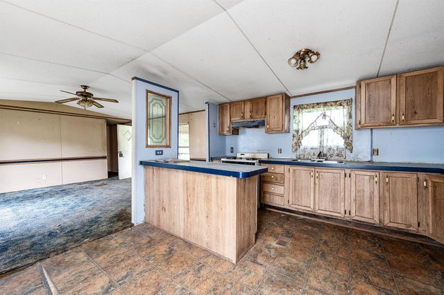 804 Chatman Street, Alvin, TX 77511