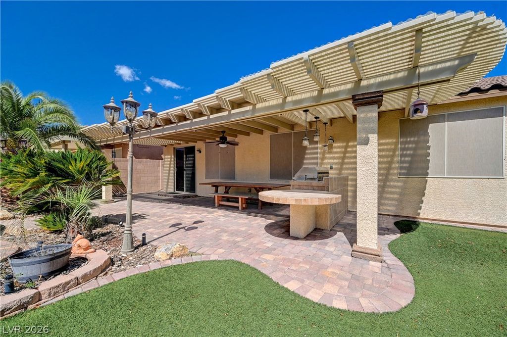 7473 Pepperbox Avenue, Las Vegas, NV 89179 — photo 4