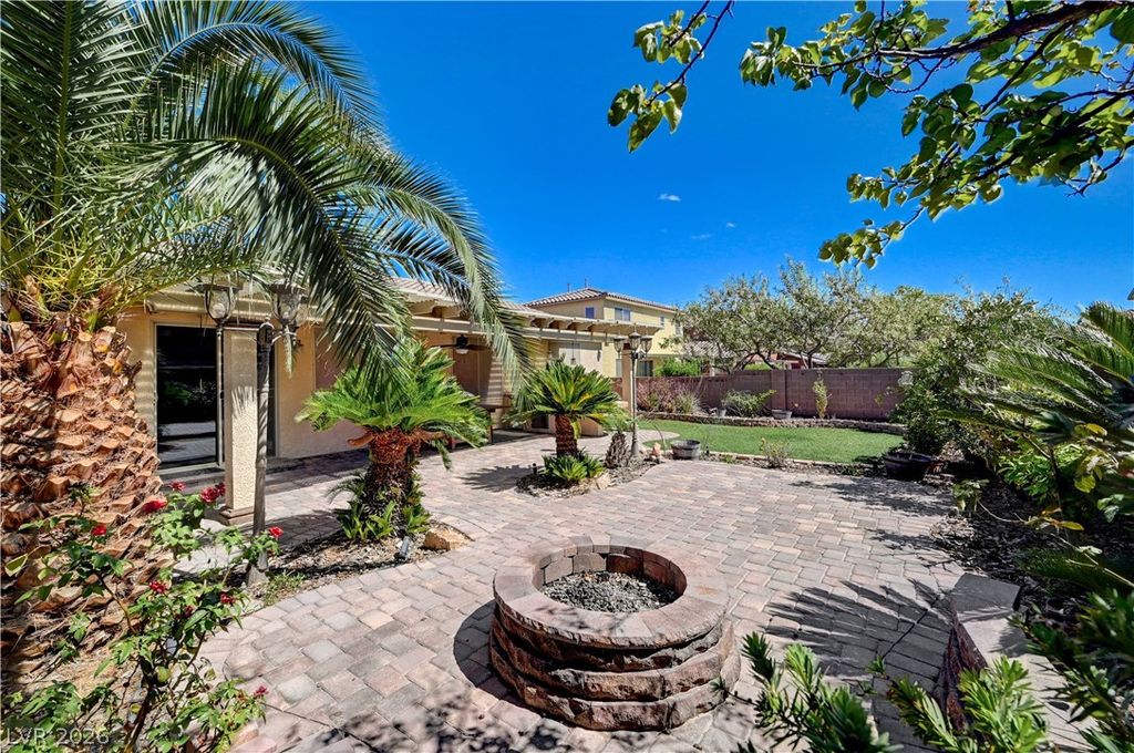 7473 Pepperbox Avenue, Las Vegas, NV 89179 — photo 5