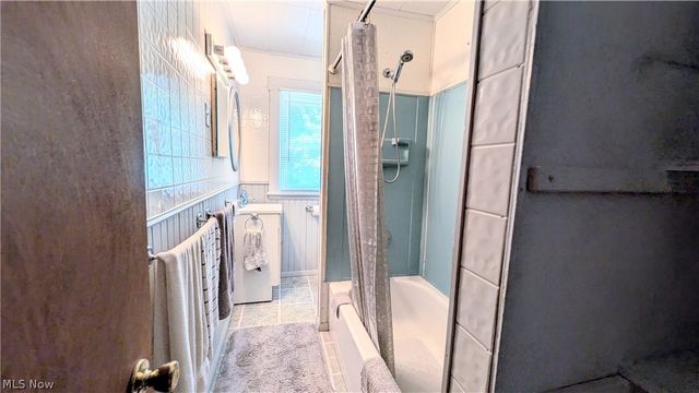 131 Grove Drive, Ashtabula, OH 44004